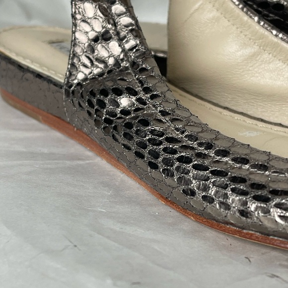 Preloved $275 Vera Wang Lavender Lyza Slingback Peep Toe Flats Size 5.5 - Picture 4 of 14